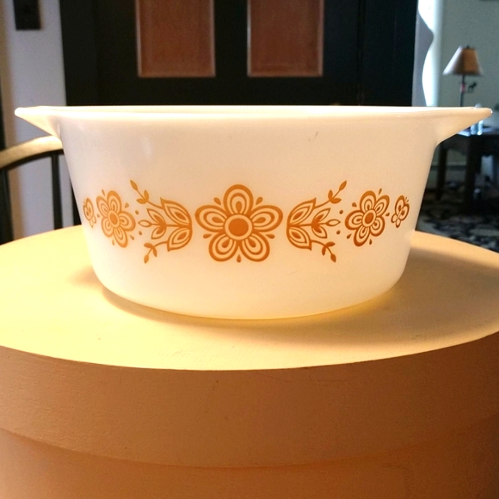Vintage Pyrex Butterfly Gold glass dish
